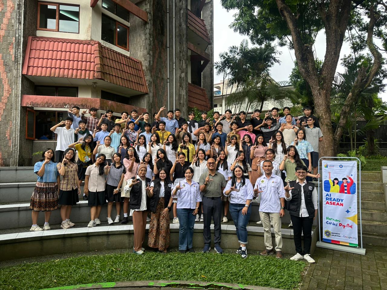 Mafindo Salatiga Ajak Siswa SMP Kristen Satya Wacana Siap Menghadapi Era Kecerdasan Artifisial Melalui Program AI Ready ASEAN